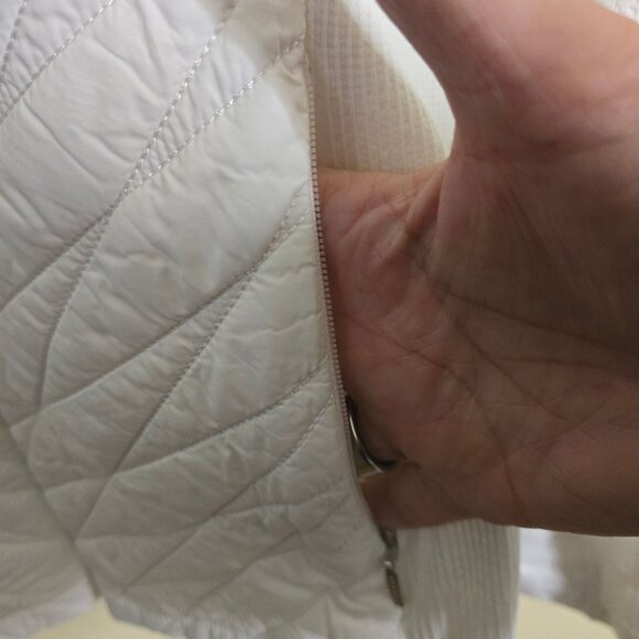 Athleta Flurry Force Insulated Primaloft Jacket Bright White Size M - Picture 8 of 9